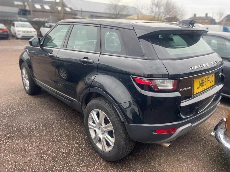 Used Land Rover Range Rover evoque SE 2015 Black Estate
