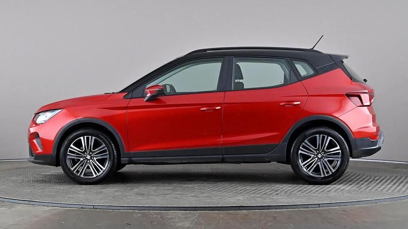 Used Seat Arona SE Technology 110 HP (80 kW) 2023 Red SUV