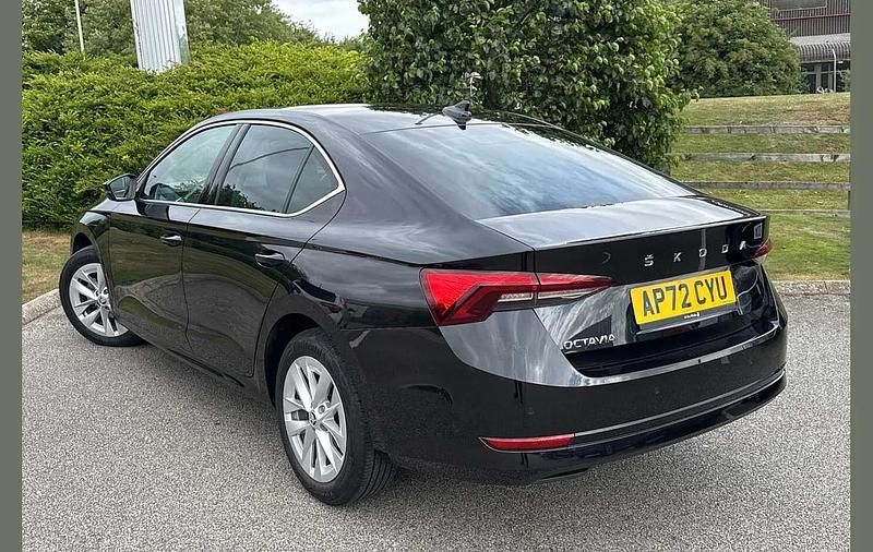 Used Skoda Octavia SE L 147 HP (108 kW) 2022 Black magic pearl effect Hatchback