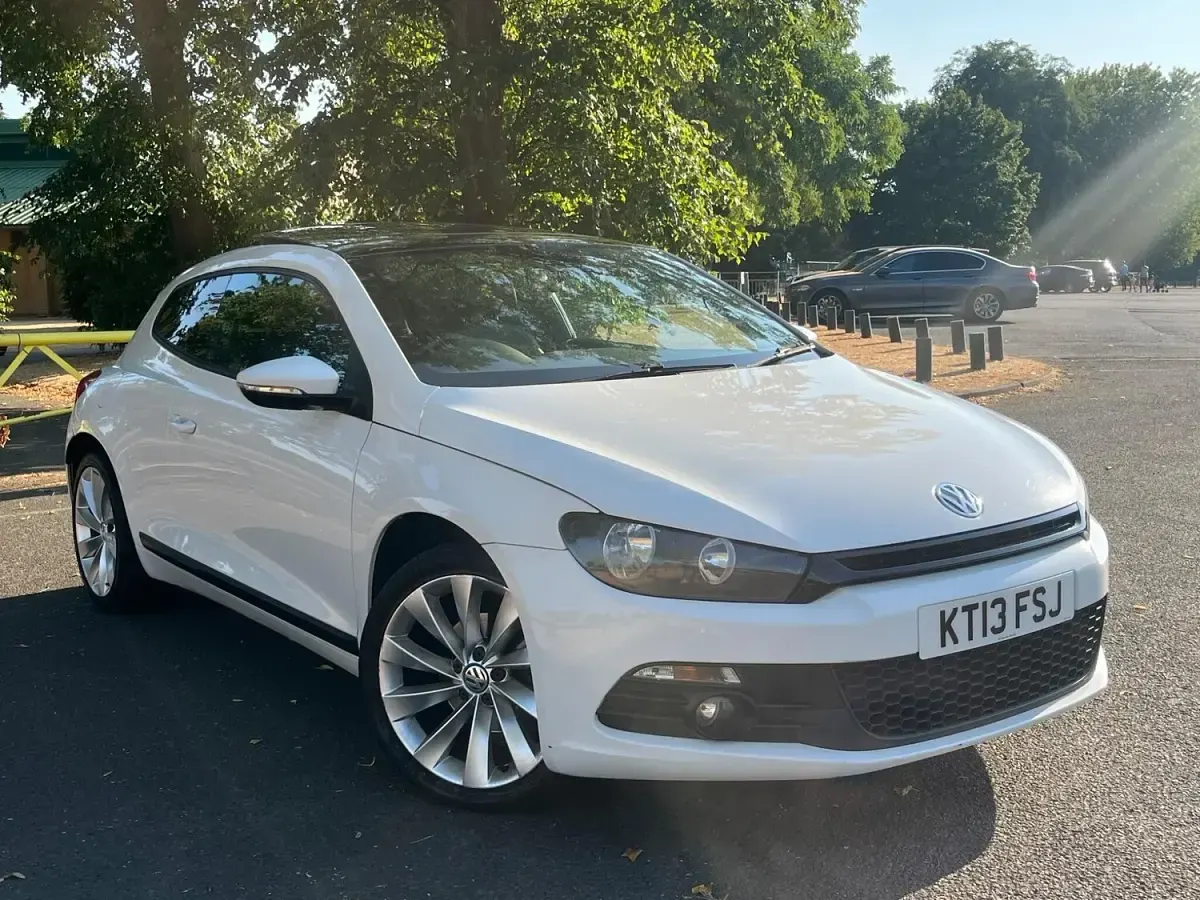 Used VW Scirocco 122 HP (89 kW) 2013 White Coupe