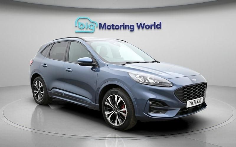 Second-hand Ford Kuga ST-Line X 224 CP (164 kW) 2022 SUV