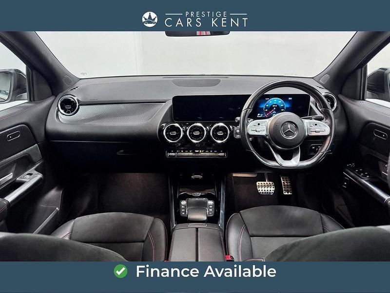 Used Mercedes GLA200 Executive 163 HP (119 kW) 2020 Black SUV