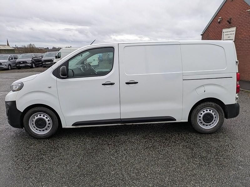Used Peugeot Expert 2018 White Van