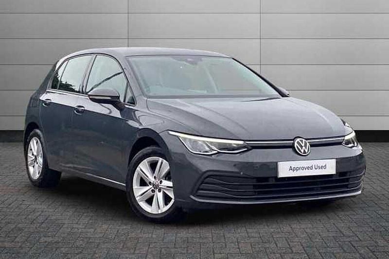 Used 2022 VW Golf VIII | £16,195 (Good price) - Image 1/4