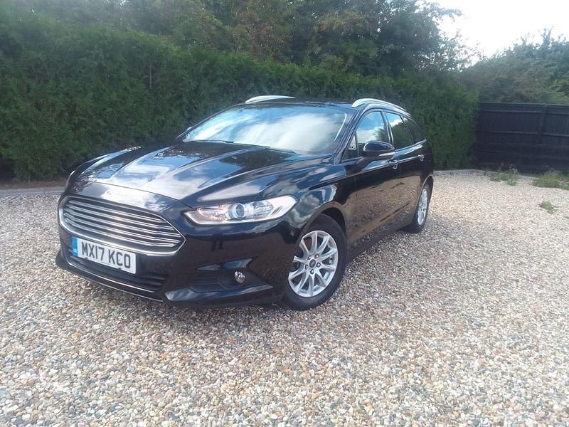 Used Ford Mondeo Style 120 HP (88 kW) 2017 Black Estate