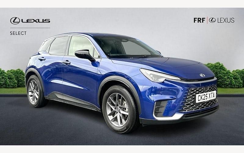 Used 2025 Lexus LBX SUV | £28,395 (Good price) - Image 1/4