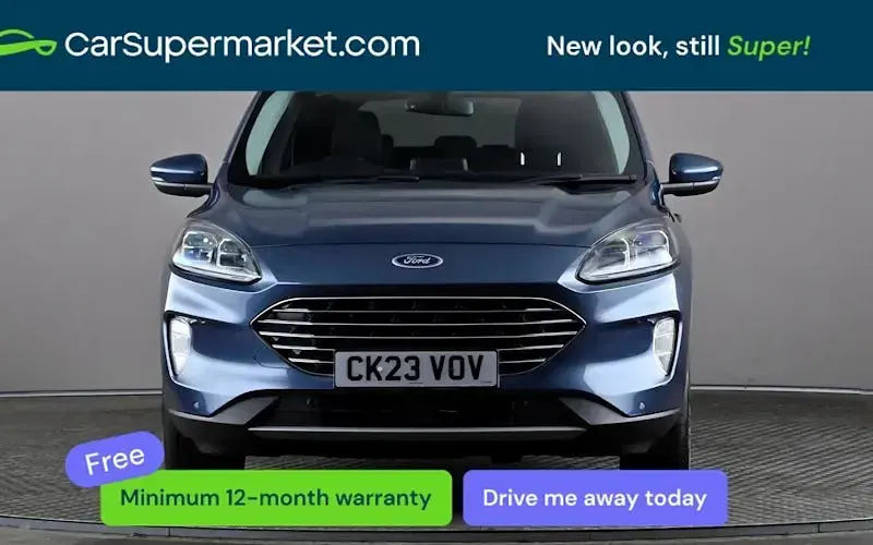 Begagnad Ford Kuga Titanium 150 HK (110 kW) 2023 Blå SUV
