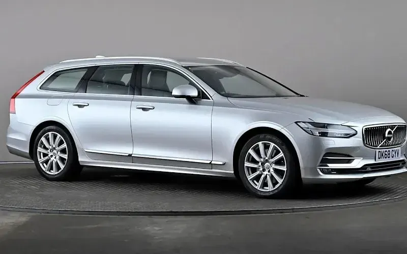 Used Volvo V90 Inscription 190 HP (139 kW) 2018 Estate