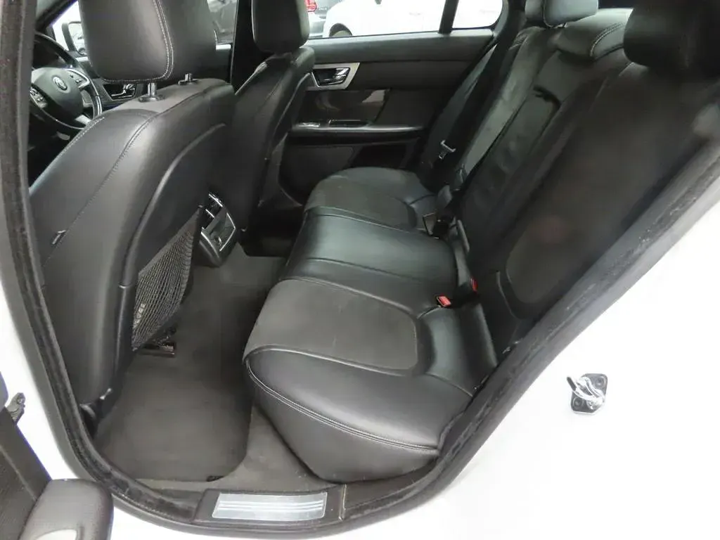 Used Jaguar XF R-Sport 2015 White Sedan