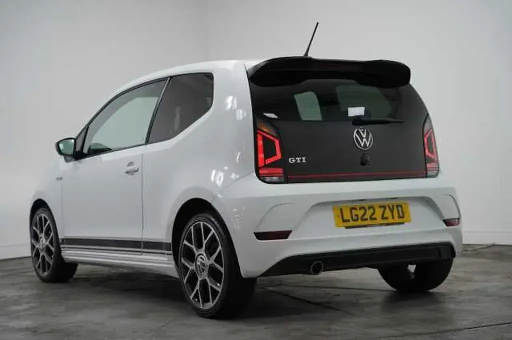 Used VW up! 115 HP (84 kW) 2022 Hatchback