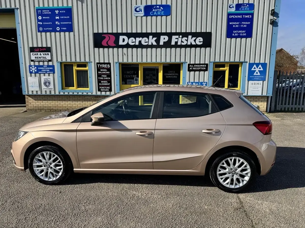 Used Seat Ibiza SE 75 HP (55 kW) 2018 Gold Hatchback