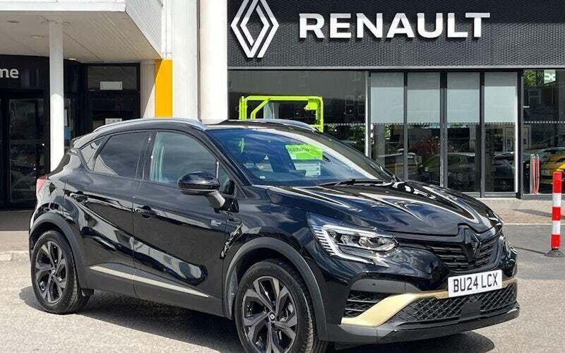 Used 2022 Renault Captur Engineered SUV | £20,454 (Fair price) - Image 1/3