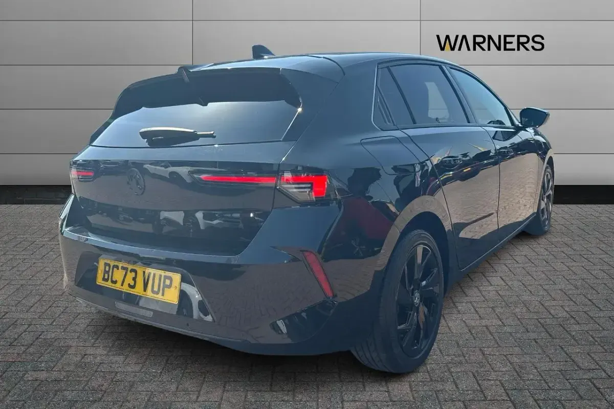 Used Vauxhall Astra S 128 HP (94 kW) 2024 Black Hatchback