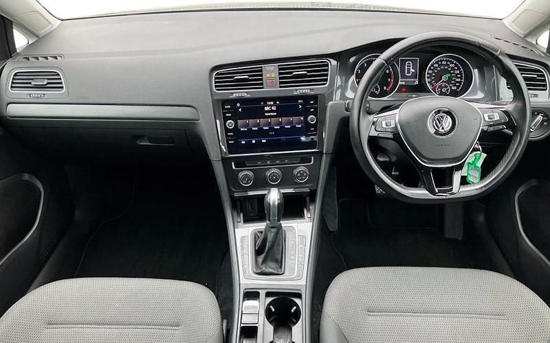 Used VW Golf VII Match 116 HP (85 kW) 2019 Silver Hatchback