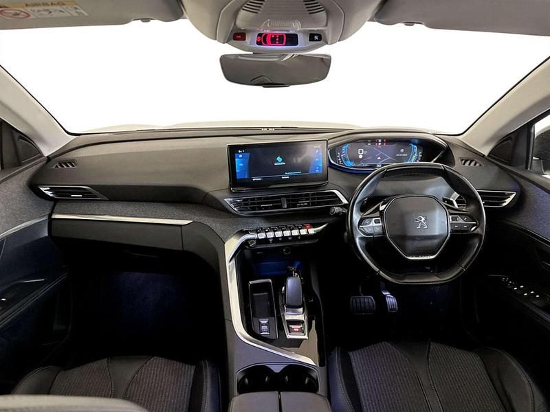 Used Peugeot 3008 Allure Premium 225 HP (165 kW) 2022 White SUV