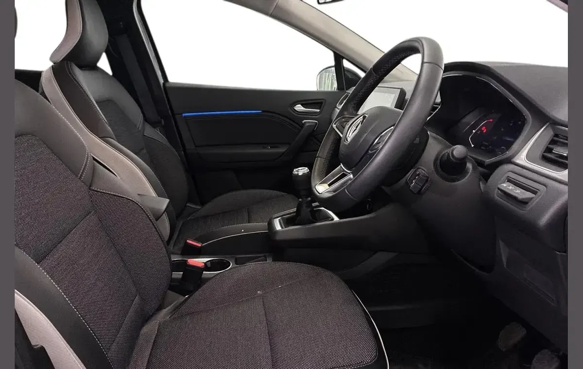 Used Renault Captur Techno 91 HP (66 kW) 2023 Boston blue  SUV