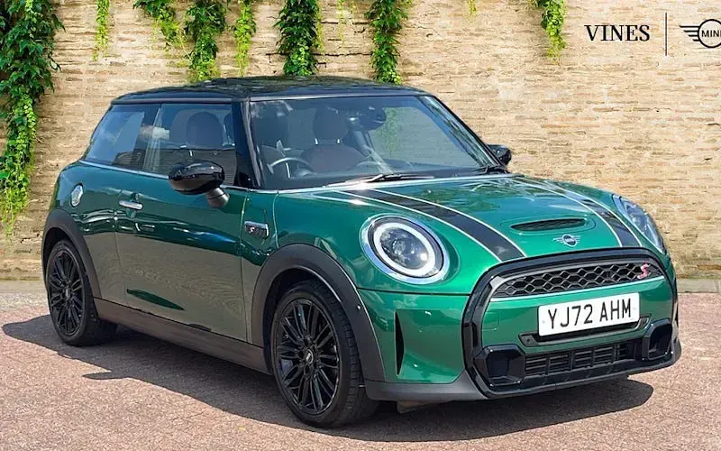 Used Mini Cooper S Exclusive 178 HP (130 kW) 2022 Hatchback