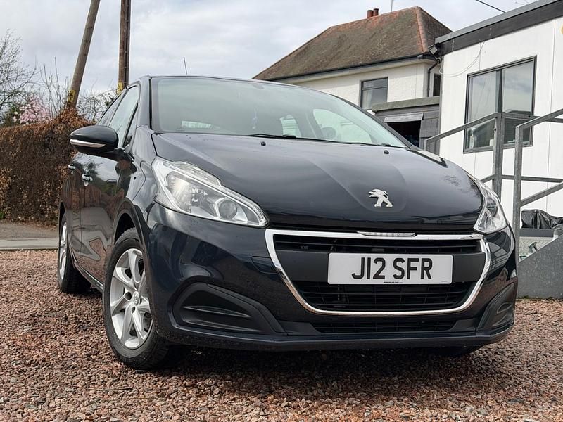 Used Peugeot 208 Active 82 HP (60 kW) 2019 Grey Hatchback