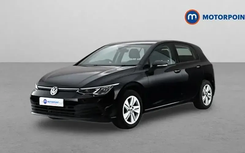 Second-hand VW Golf VIII Life 131 CP (96 kW) 2024 Hatchback