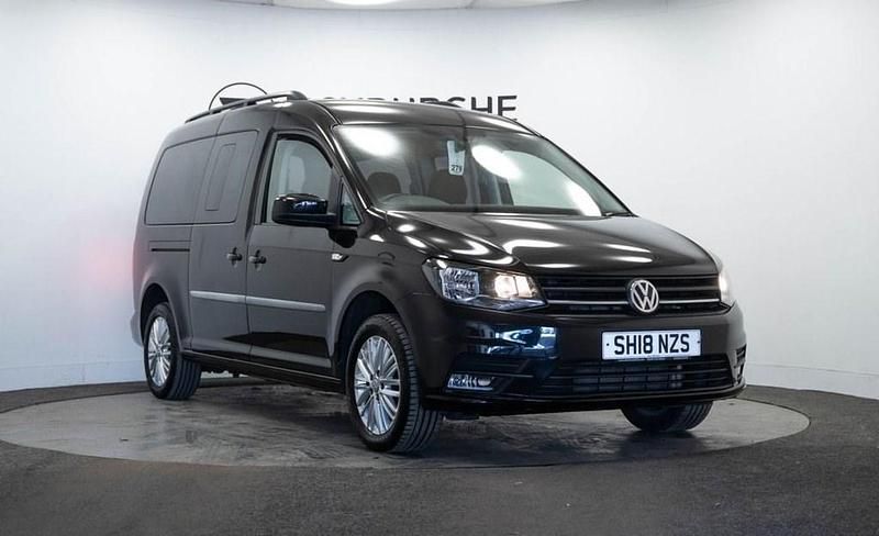 Black Used 2018 VW Caddy Maxi Life Life MPV | £15,995 (Good price) - Image 1/4
