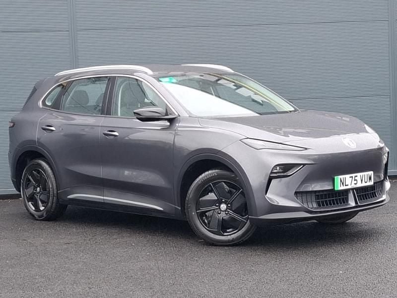 Grey New 2025 MG MG5 EV SE Estate | £22,998 (Fair price) - Image 1/4