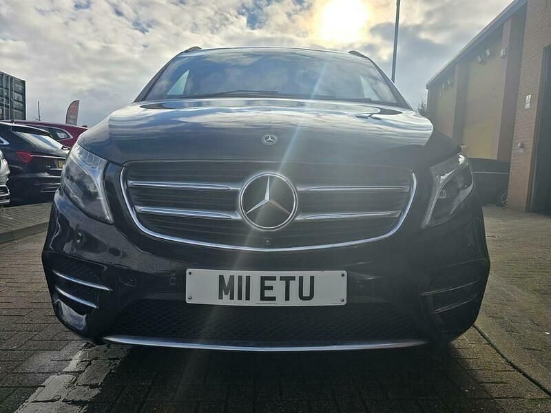 Used Mercedes V220 AMG line 2018 Black MPV