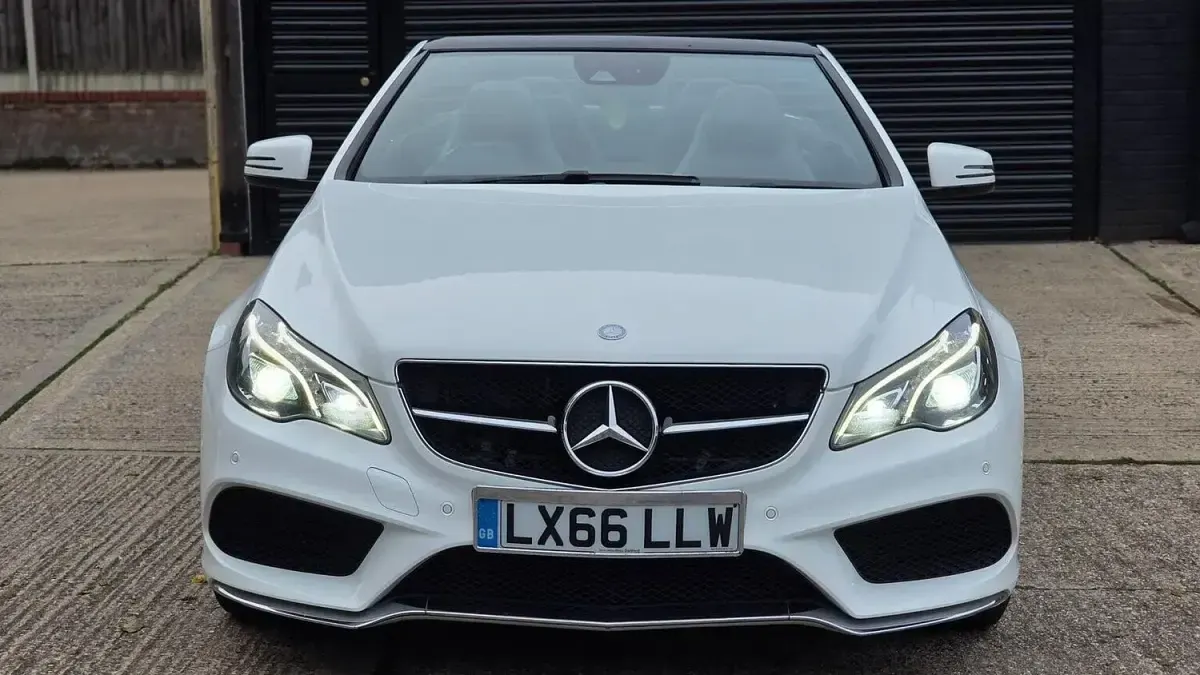 Used Mercedes E220 AMG line 2016 White Cabriolet