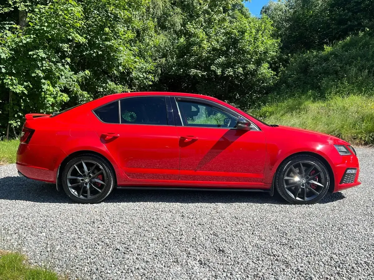 Used Skoda Octavia vRS 245 HP (180 kW) 2018 Red Hatchback