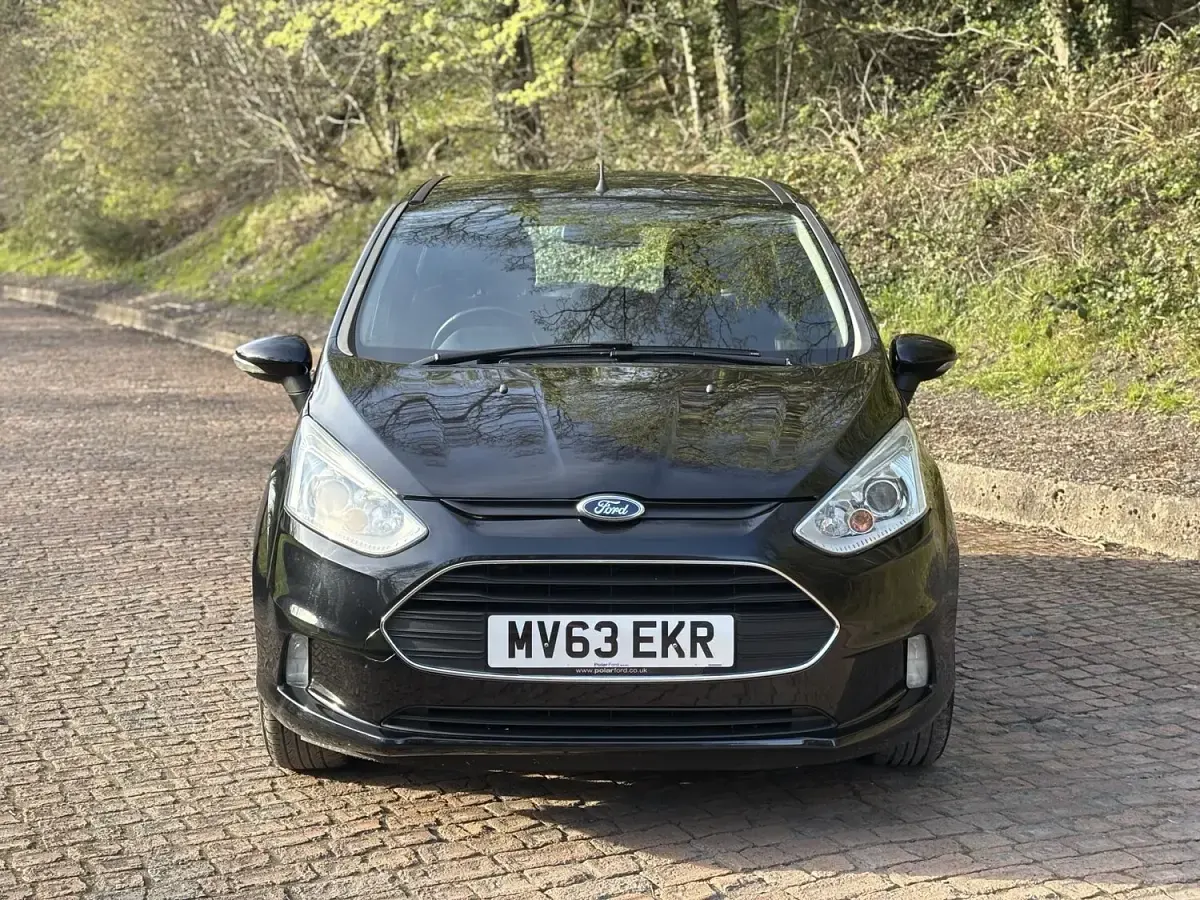 Used Ford B-MAX Zetec 90 HP (66 kW) 2013 Black MPV