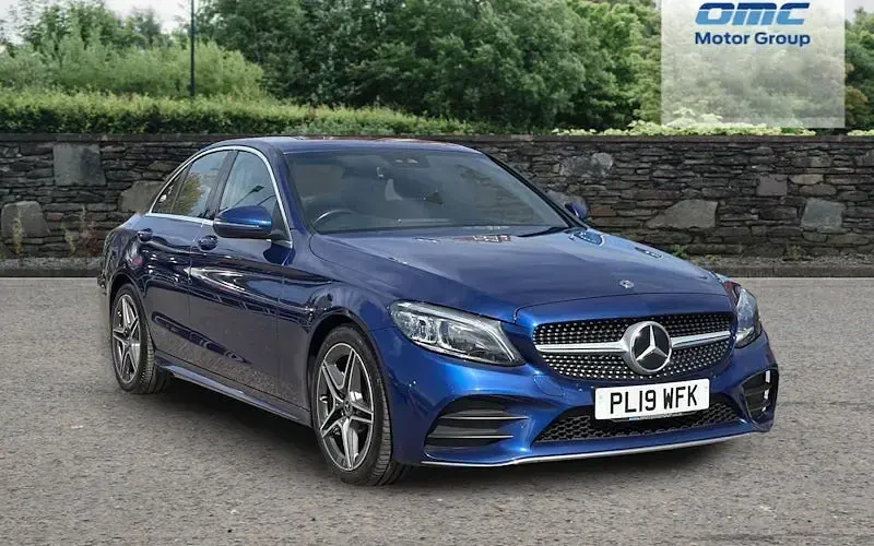 Used Mercedes C220 AMG Line Premium 194 HP (142 kW) 2019 Sedan