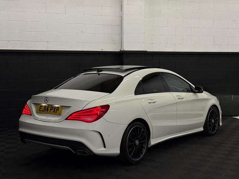 Used Mercedes CLA220 AMG 170 HP (125 kW) 2014 White Sedan