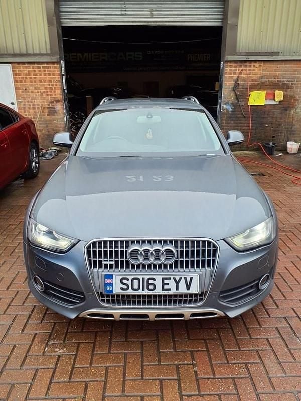 Begagnad Audi A4 Allroad Advanced 177 HK (130 kW) 2016 Grå Kombi