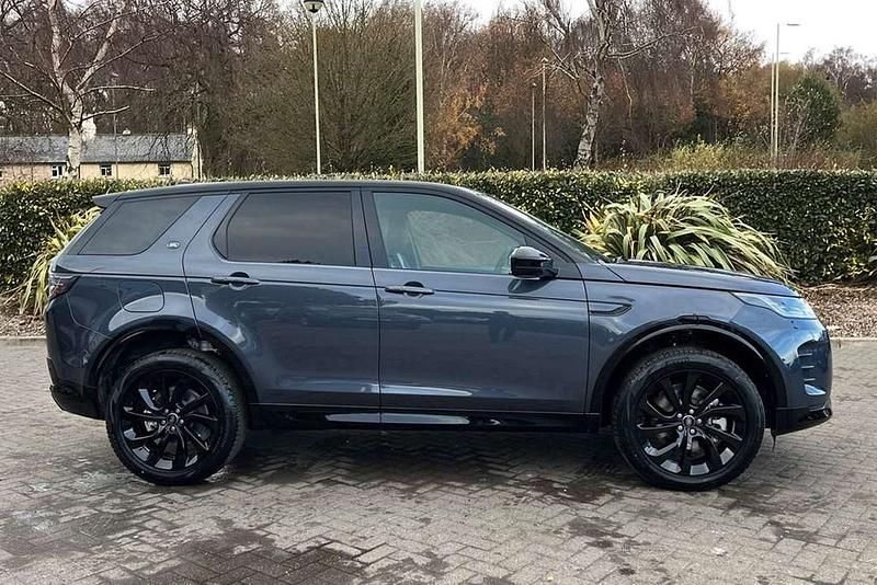 Used Land Rover Discovery Sport SE Dynamic 200 HP (147 kW) 2024 Blue SUV