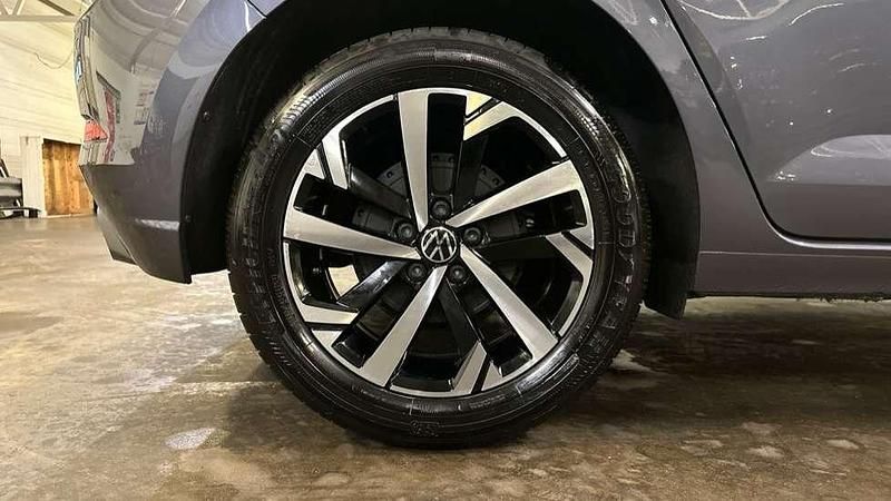 New VW Polo Match 95 HP (69 kW) 2025 5w5w Hatchback