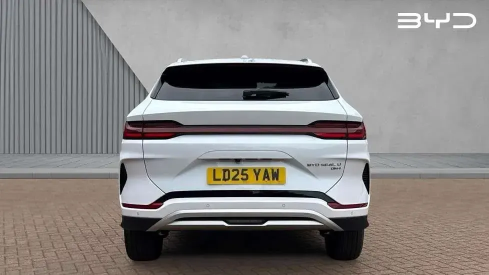 Used BYD Seal U Comfort 218 HP (160 kW) 2025 White SUV