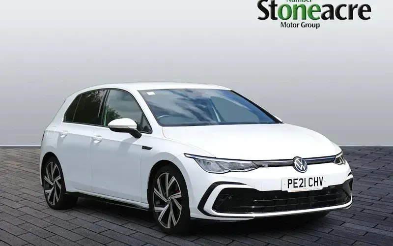 Used VW Golf VIII R-line 150 HP (110 kW) 2024 Hatchback