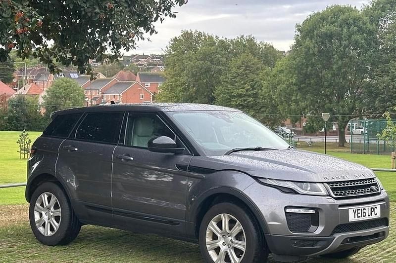 Used Land Rover Range Rover evoque SE 240 HP (176 kW) 2016 Hatchback
