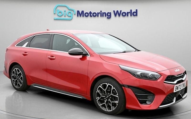 Used Kia ProCeed GT-Line 160 HP (117 kW) 2023 Red Estate