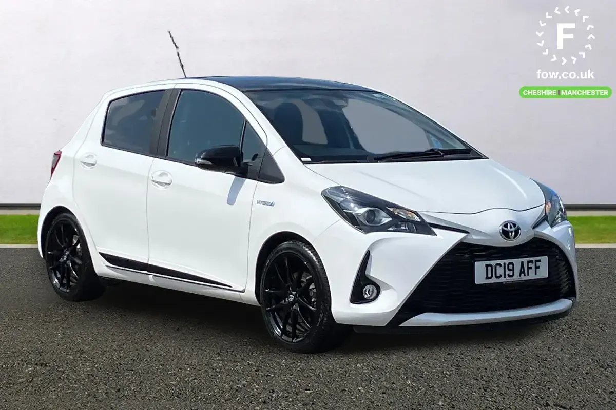 Used Toyota Yaris Hybrid Sport 101 HP (74 kW) 2019 Hatchback