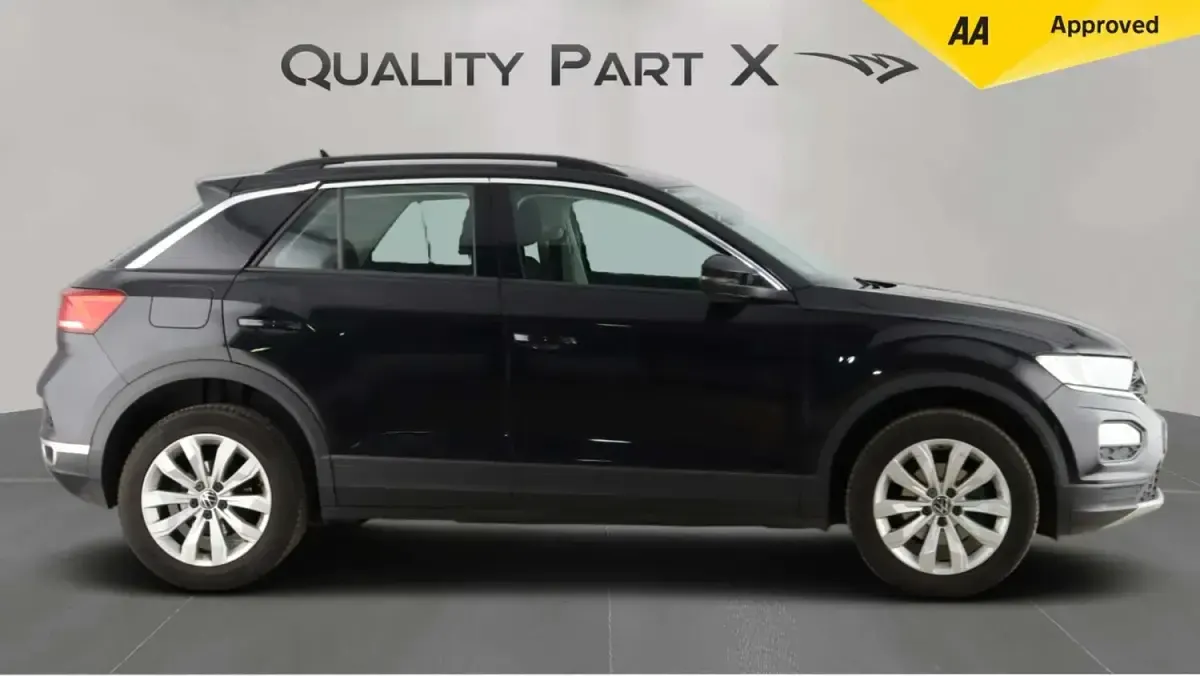 Used VW T-Roc SE 110 HP (80 kW) 2021 Black SUV