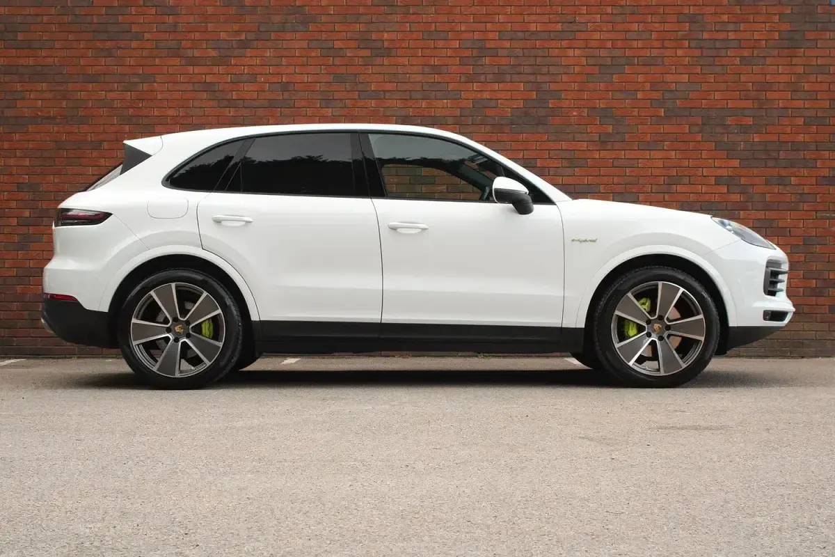 Used Porsche Cayenne 2019 White SUV