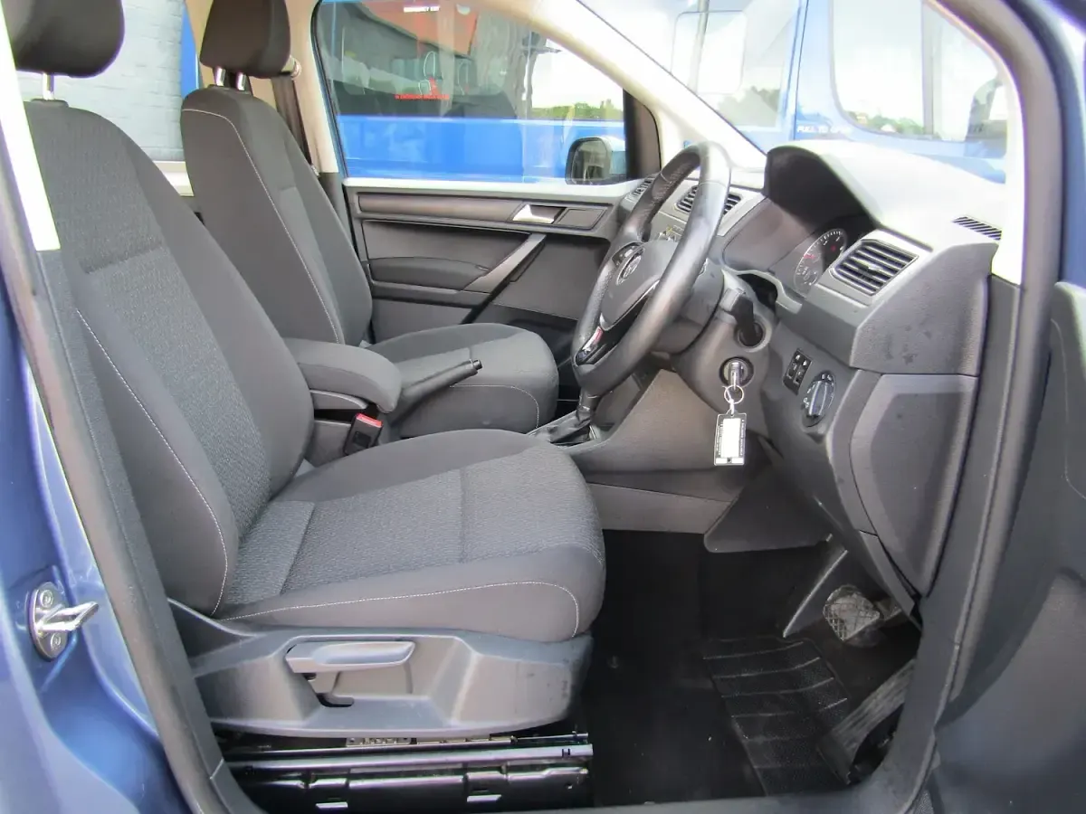 Used VW Caddy Maxi Life 2019 Blue MPV
