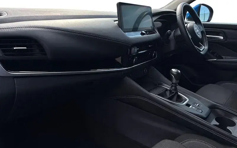 Used Nissan Qashqai N-Connecta 140 HP (102 kW) 2023 Blue SUV