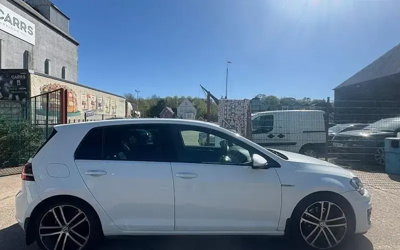 Gebraucht VW Golf VII GTD 184 PS (135 kW) 2015 Kleinwagen