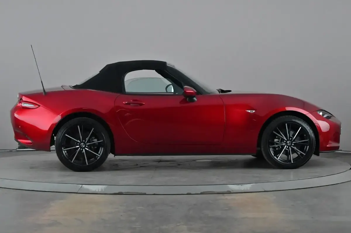 Used Mazda MX5 Exclusive-Line 184 HP (135 kW) 2025 Red Cabriolet