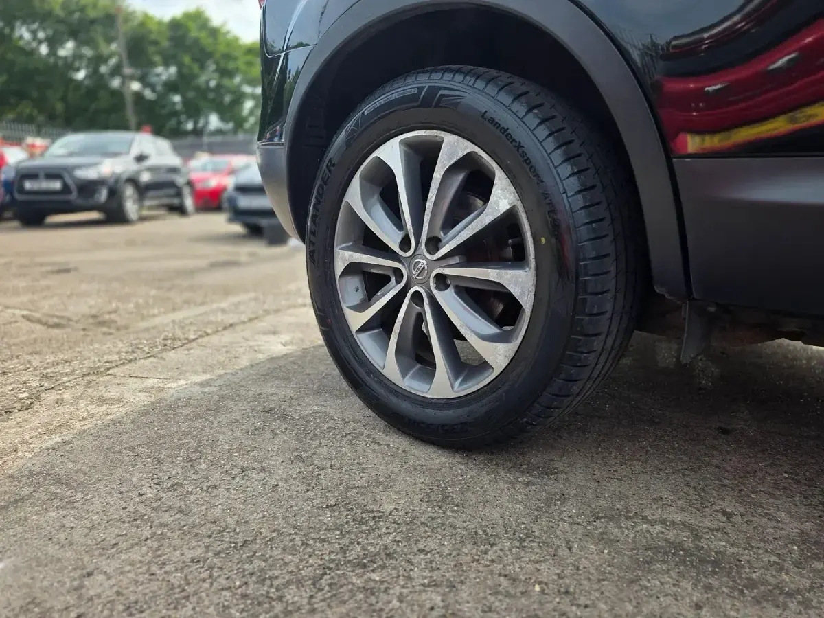 Used Nissan Qashqai +2 N-TEC 2010 Black SUV