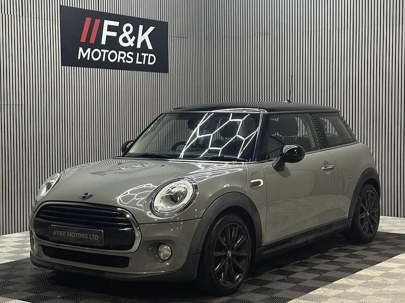 Grey Used 2016 Mini Cooper Hatch Hatchback | £6,210 (Good price) - Image 1/4