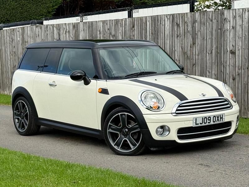 White Used 2009 Mini Cooper D Clubman Estate | £4,490 - Image 1/4