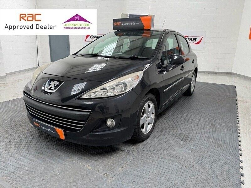 Black Used 2010 Peugeot 207 Hatchback | £2,500 (Fair price) - Image 1/4