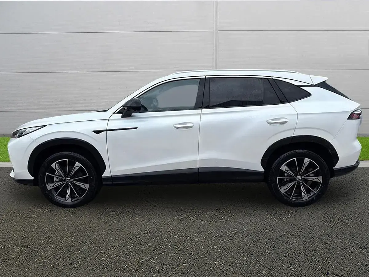 Nowe MG HS Trophy 170 KM (125 kW) 2026 Biały SUV